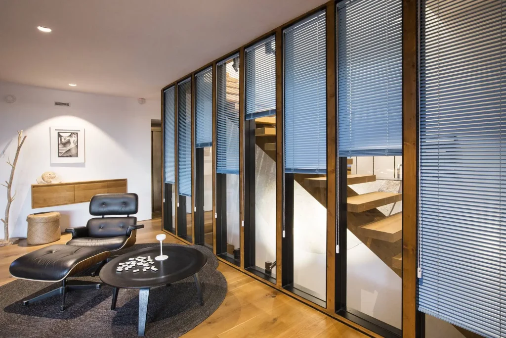 Why Aluminium Venetian Blinds Are Perfect for Modern Homes