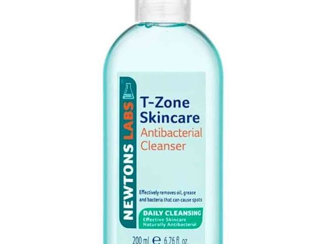 The T – Zone Solution: Balancing Act With A Cleanser For Combination Skin